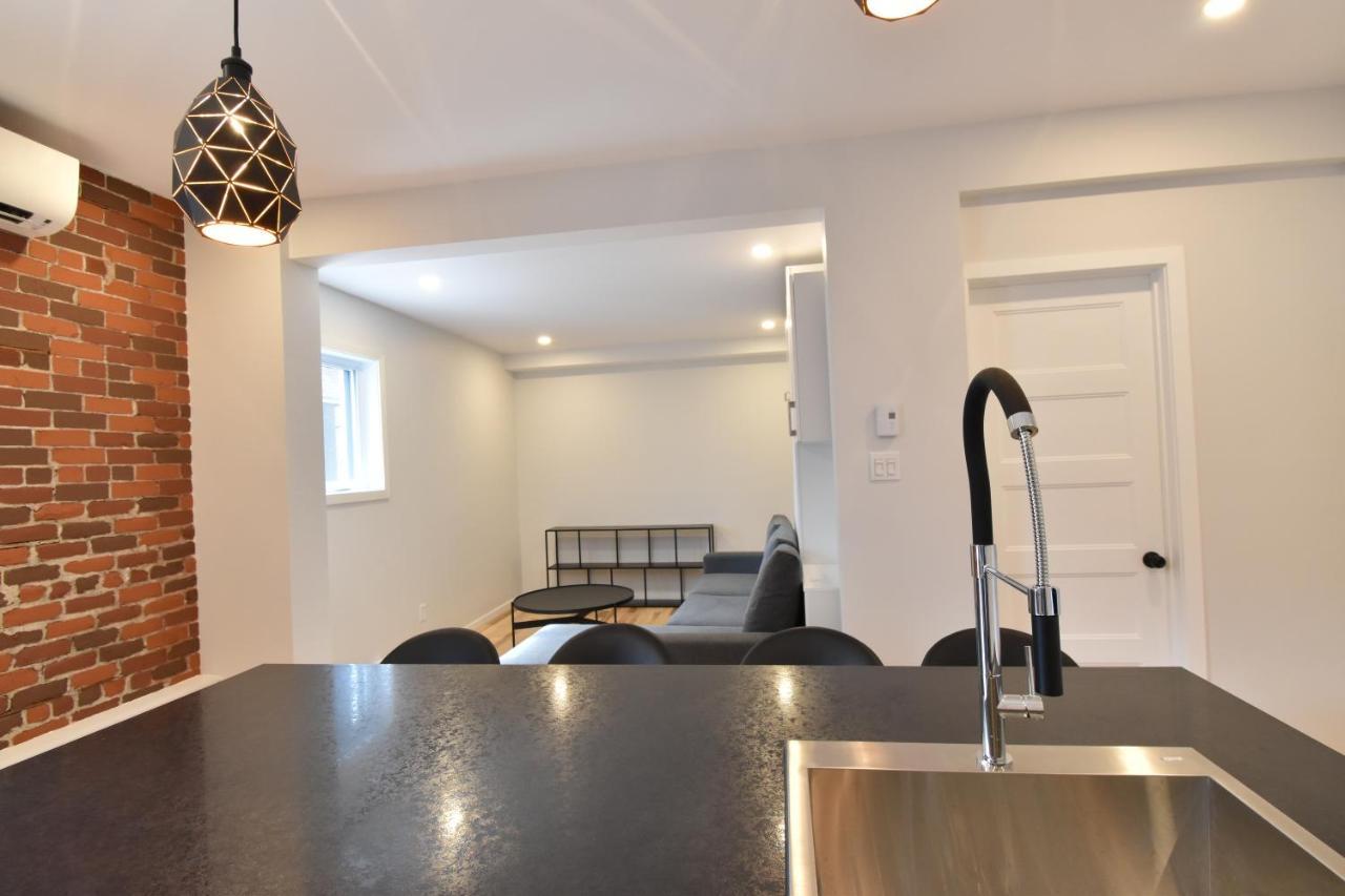 Bati Crib Apartment ควิเบกซิตี้ ภายนอก รูปภาพ